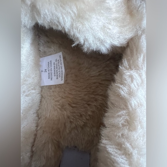 Old Navy Women's Glitter Slippers with Bow NWOT - Picture 3 of 6